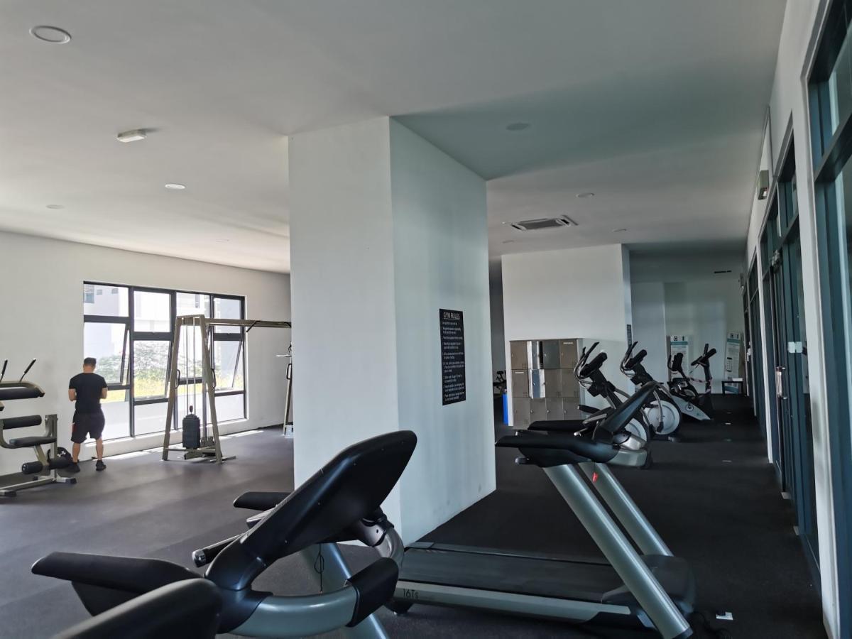 סרי קמבאנגן Apple Home 2 At Menara Simfoni, King Size Bed, Cheras, Nexflix, Wifi, Parking מראה חיצוני תמונה